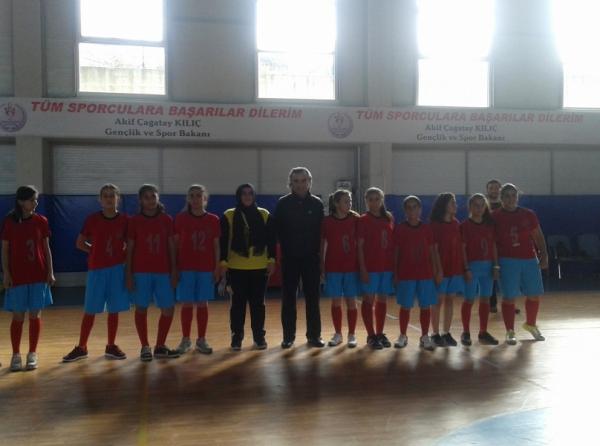 Gençlik Hizmetleri ve Spor Müdürlüğü Okul Sporları Genç Kızlar Futsal Turnuvası 2016-2017