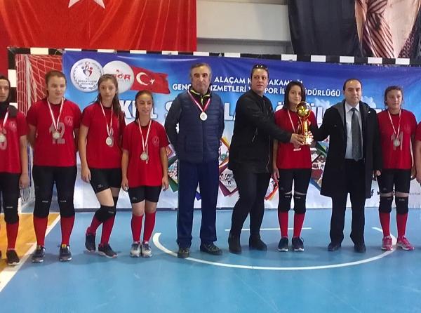 Gençlik Hizmetleri ve Spor Müdürlüğü Okul Sporları Genç Kızlar B Grubu Voleybol Turnuvası 2016-2017