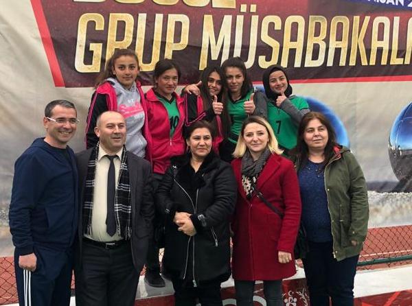 Gençlik Hizmetleri ve Spor Müdürlüğü Okul Sporları Genç Kızlar A Grubu 2018 - 2019 Bocce Petank Türkiye Şampiyonası Grup Müsabakalarında Finallere Kalmayı Başardık